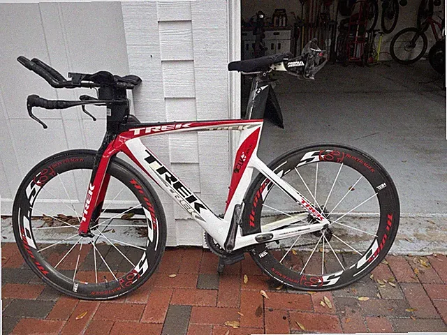 Trek Speed Concept Carbon Triathlon Bike 700C Red White Black Aerobar Rim Brake